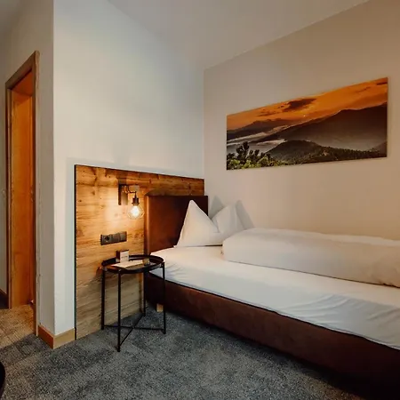 住宿加早餐酒店 Stadlhof 3*