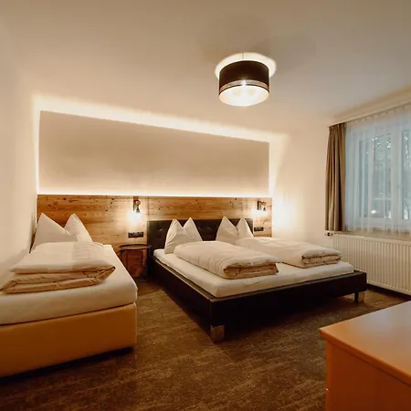 Stadlhof 住宿加早餐酒店